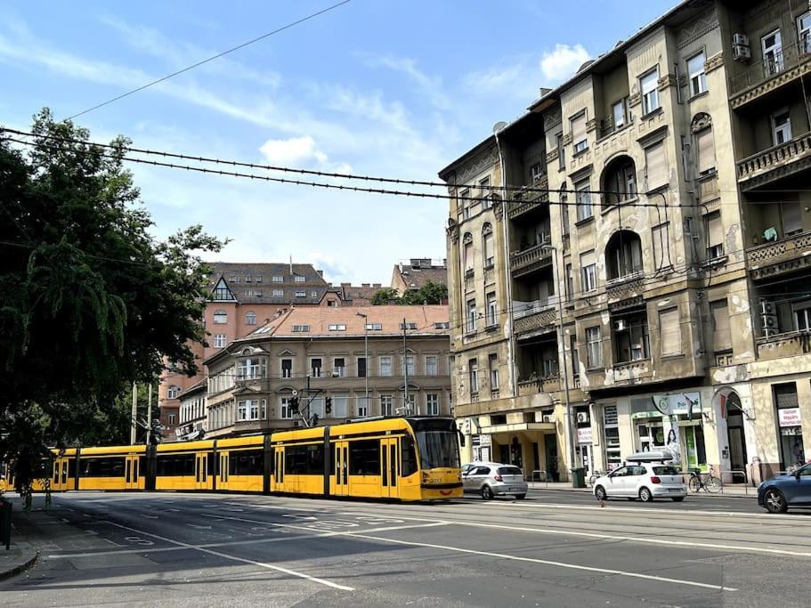 Cozy On The Buda Side Of Margit Bridge *